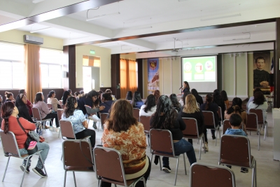 Positiva participación en Escuela para Padres y Apoderados