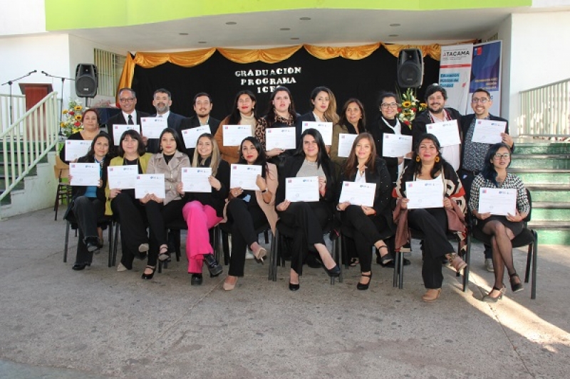 Maestro Sergio Díaz finaliza &quot;Curso de Especialización en Indagación Científica para la Educación en Ciencias&quot;